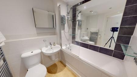 1 bedroom Flat to let in Quay Side, Stoke-On-Trent, ST1