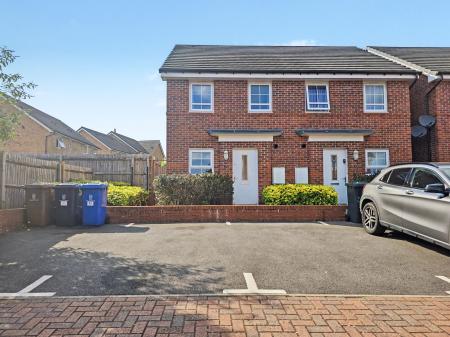 2 bedroom Semi-detached house to let in Arthur Brocklehurst Way, Stoke-On-Trent, ST1