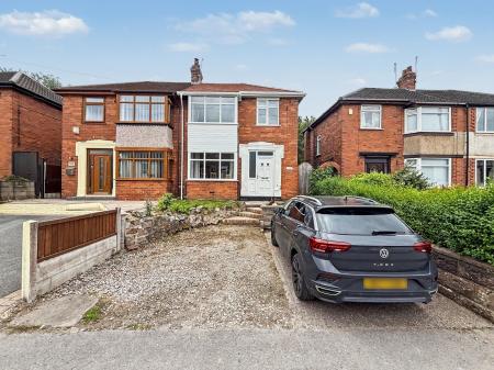 3 bedroom Semi-detached house for sale in Leek Road, Stoke-On-Trent, ST1