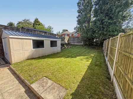 3 bedroom Semi-detached house for sale in Blurton Road, Stoke-On-Trent, ST3
