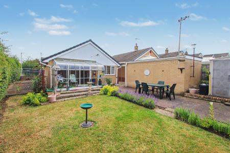 2 bedroom Detached bungalow for sale in Conford Close, Stoke-On-Trent, ST2