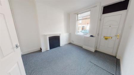 2 bedroom Terraced House to let in Marriott Street, Stoke-On-Trent, ST4