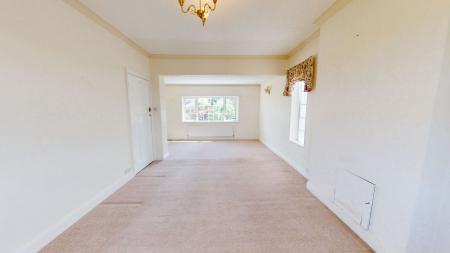 3 bedroom Semi-detached house for sale in Dilhorne Road, Forsbrook, ST11