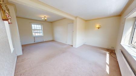 3 bedroom Semi-detached house for sale in Dilhorne Road, Forsbrook, ST11