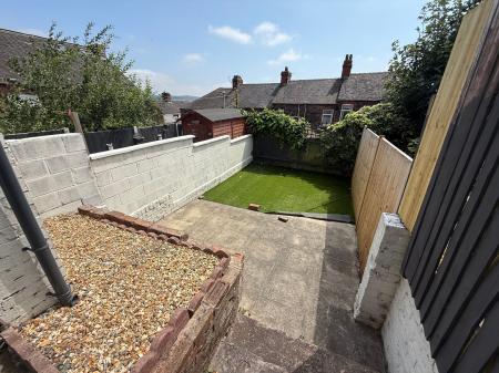2 bedroom Terraced House to let in Turner Street, Stoke-On-Trent, ST1