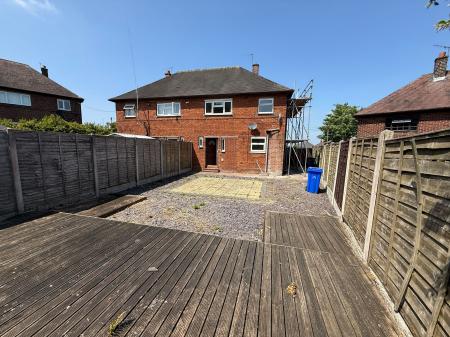 3 bedroom Semi-detached house to let in Winslow Green, Stoke-On-Trent, ST2