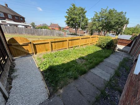 3 bedroom Semi-detached house to let in Winslow Green, Stoke-On-Trent, ST2