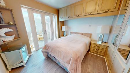 2 bedroom Detached bungalow for sale in Courtway Drive, Stoke-On-Trent, ST1