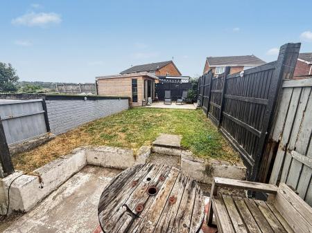 3 bedroom Semi-detached house for sale in Andover Close, Stoke-On-Trent, ST3