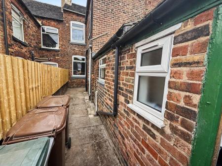 2 bedroom Terraced House for sale in Weston Street, Stoke-On-Trent, ST3