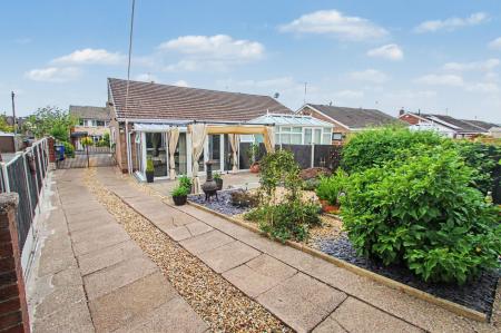 2 bedroom Semi-detached bungalow for sale in Gleneagles Crescent, Stoke-On-Trent, ST1