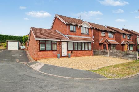 4 bedroom Detached house for sale in Elgar Crescent, Stoke-On-Trent, ST1