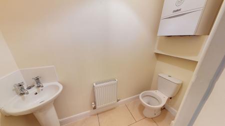 3 bedroom Terraced House to let in Waters Edge Close, Newcastle, ST5