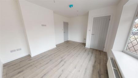 3 bedroom Semi-detached house to let in Dawlish Drive, Stoke-On-Trent, ST2