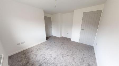 3 bedroom Semi-detached house to let in Dawlish Drive, Stoke-On-Trent, ST2