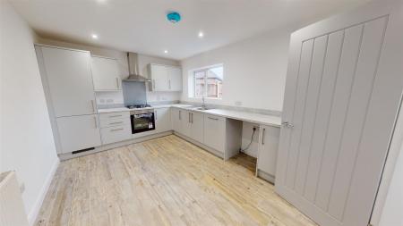 3 bedroom Semi-detached house to let in Dawlish Drive, Stoke-On-Trent, ST2