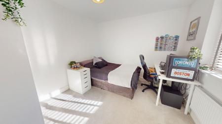 4 bedroom Detached house for sale in Moore Way, Blythe Bridge, ST11