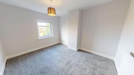 2 bedroom Terraced House to let in London Road, Stoke-On-Trent, ST4