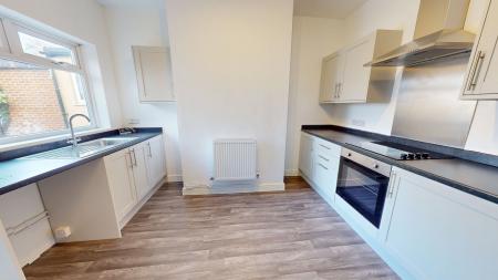2 bedroom Terraced House to let in London Road, Stoke-On-Trent, ST4