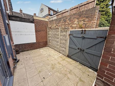 2 bedroom Terraced House for sale in Birch Street, Northwood, Stoke-on-Trent