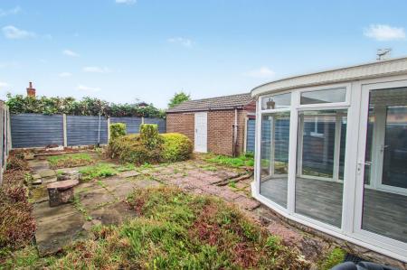 2 bedroom Detached house for sale in Blencarn Grove, Stockton Brook, ST9