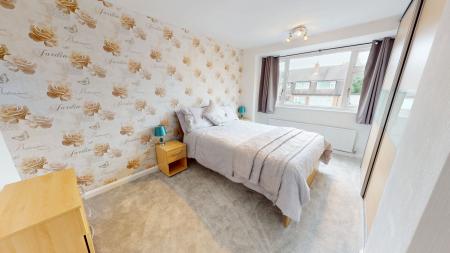 3 bedroom Semi-detached house for sale in Birch Grove, Forsbrook, ST11