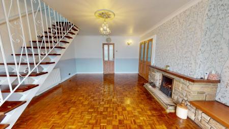 3 bedroom Semi-detached house for sale in Birch Grove, Forsbrook, ST11