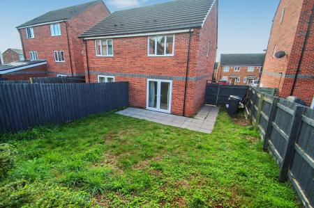 2 bedroom Semi-detached house for sale in Commercial Road, Stoke-On-Trent, ST1