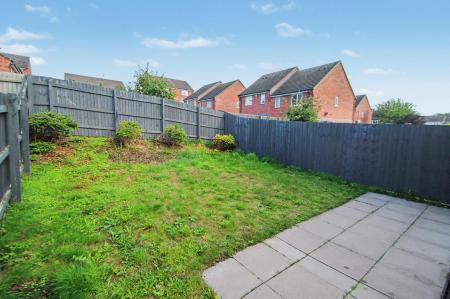 2 bedroom Semi-detached house for sale in Commercial Road, Stoke-On-Trent, ST1