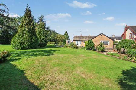 2 bedroom Detached bungalow for sale in Stallington Road, Blythe Bridge, ST11