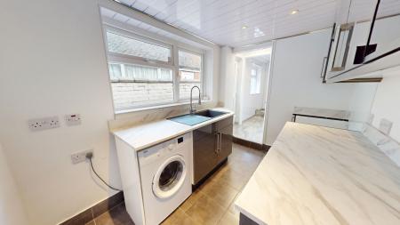 2 bedroom Terraced House for sale in Oldfield Street, Stoke-On-Trent, ST4