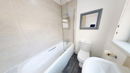 3 bedroom Terraced House to let in Penkhull New Road, Penkhull, Stoke-On-Trent, ST4