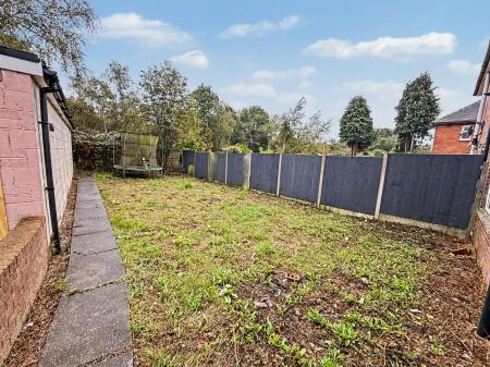 3 bedroom Semi-detached house for sale in Waverton Road, Stoke-On-Trent, ST2