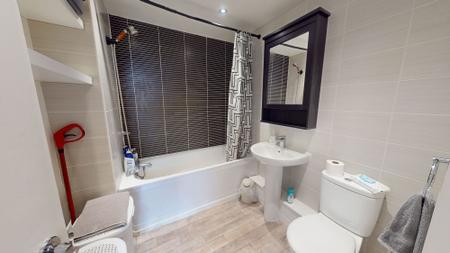 2 bedroom Flat for sale in Norville Drive, Stoke-On-Trent, ST1