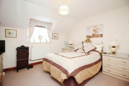 4 bedroom End of terrace house for sale in 4B Millstone Lane, Syston, LE7