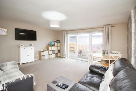 3 bedroom Semi-detached house for sale in Albert Street, Syston, LE7