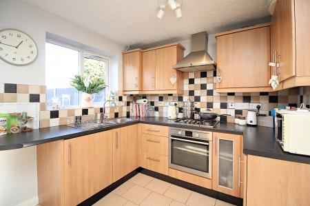 2 bedroom Semi-detached house for sale in Alexandra Street, Thurmaston, LE4