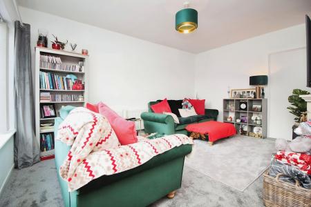 2 bedroom Semi-detached bungalow for sale in Allington Drive, Birstall, LE4