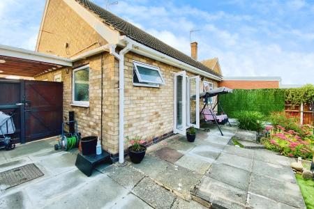 2 bedroom Semi-detached bungalow for sale in Allington Drive, Birstall, LE4