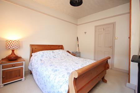 2 bedroom Terraced House for sale in Archdale Street, Syston, LE7