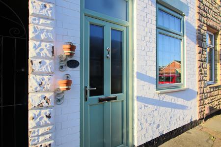 2 bedroom Terraced House for sale in Archdale Street, Syston, LE7