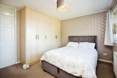 2 bedroom End of terrace house for sale in Ash Drive, Syston, LE7