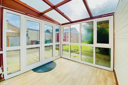 3 bedroom Semi-detached house for sale in Badgers Corner, East Goscote, LE7