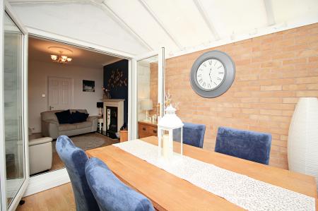 3 bedroom Semi-detached house for sale in Barkby Road, Queniborough, LE7