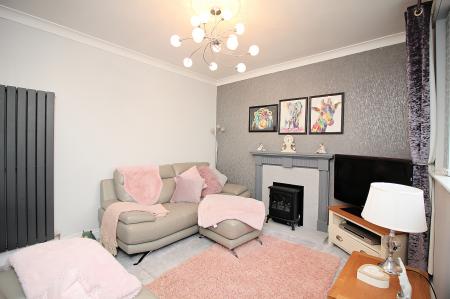 3 bedroom Semi-detached house for sale in Barkby Road, Queniborough, LE7