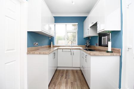 3 bedroom Semi-detached house for sale in Barkby Road, Queniborough, LE7