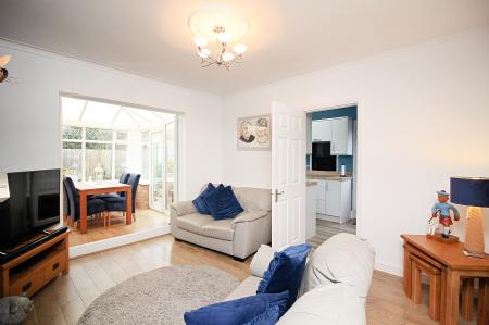 3 bedroom Semi-detached house for sale in Barkby Road, Queniborough, LE7