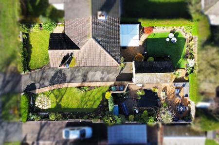 3 bedroom Semi-detached house for sale in Barkby Road, Queniborough, LE7