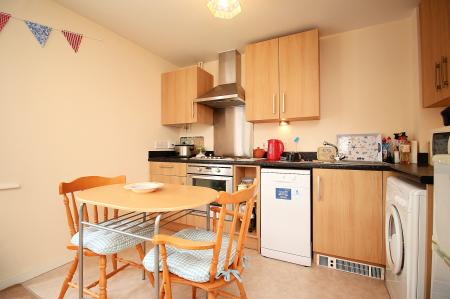 2 bedroom Flat for sale in Barkby Road, Syston, LE7
