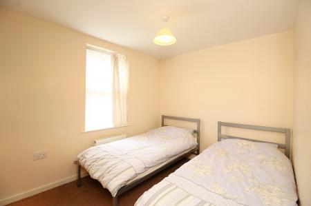 2 bedroom Flat for sale in Barkby Road, Syston, LE7